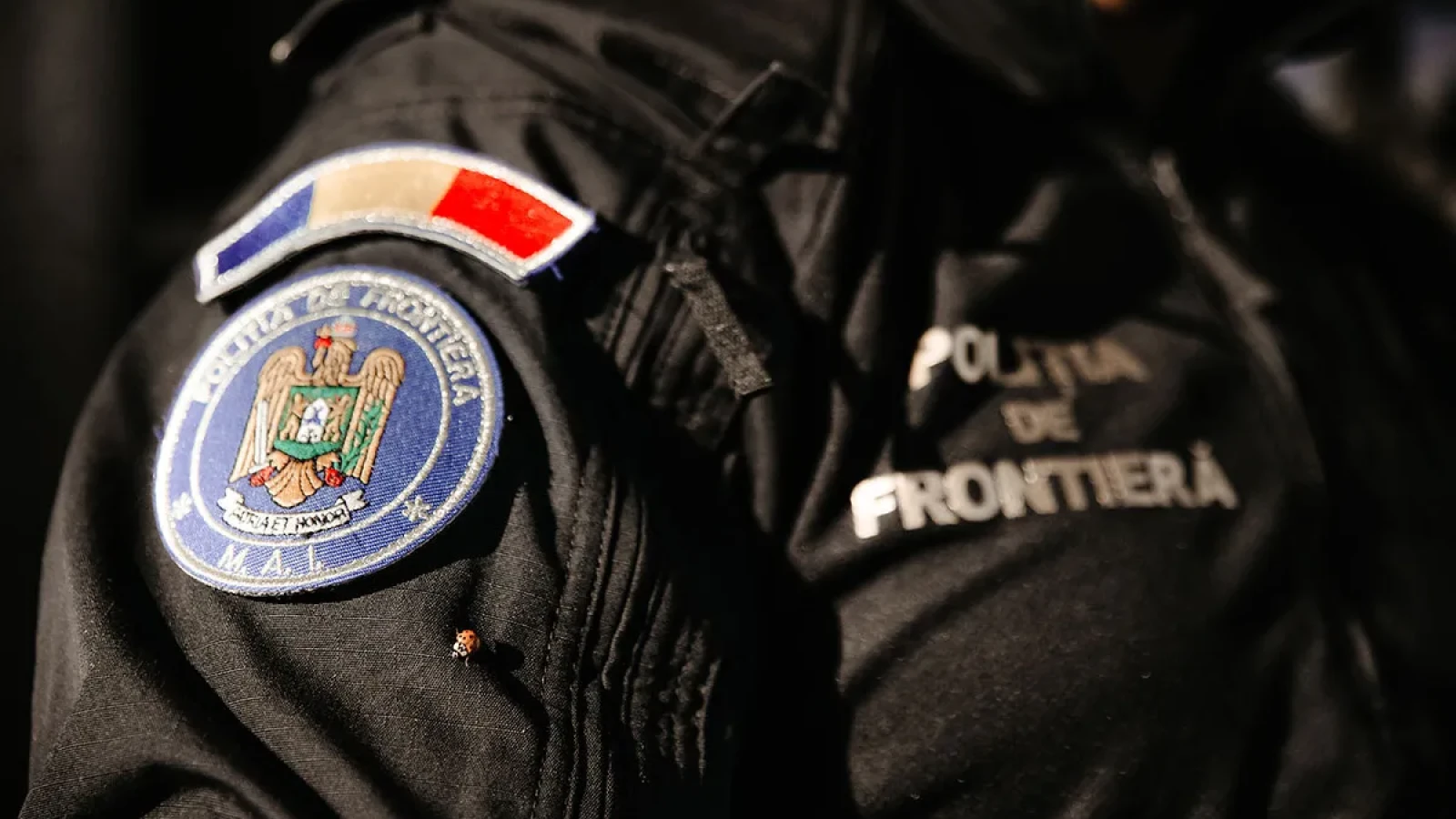 agent de frontiera din dolj arestat preventiv pentru mita si trafic de influenta