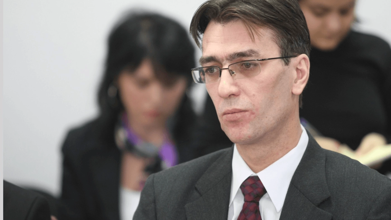 avocatul adrian toni neacsu avertizeaza ca oug pentru carburanti deschide o cutie a pandorei constitutionala