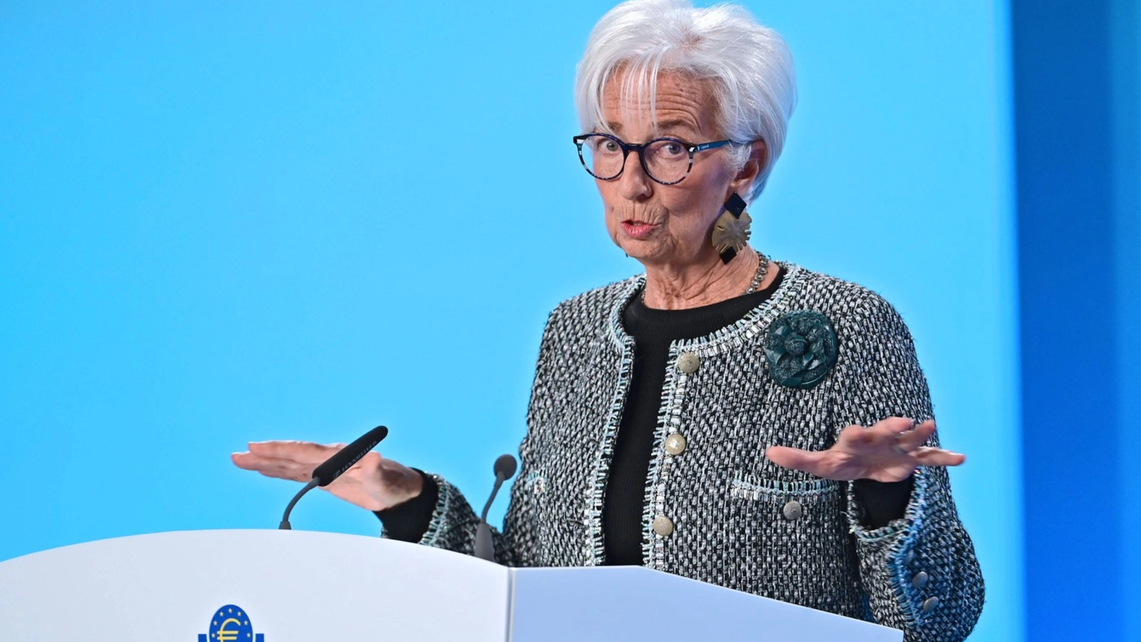 bce semnaleaza o incetinire a economiei europene costurile de finantare urca iar lagarde explica impactul asupra preturilor