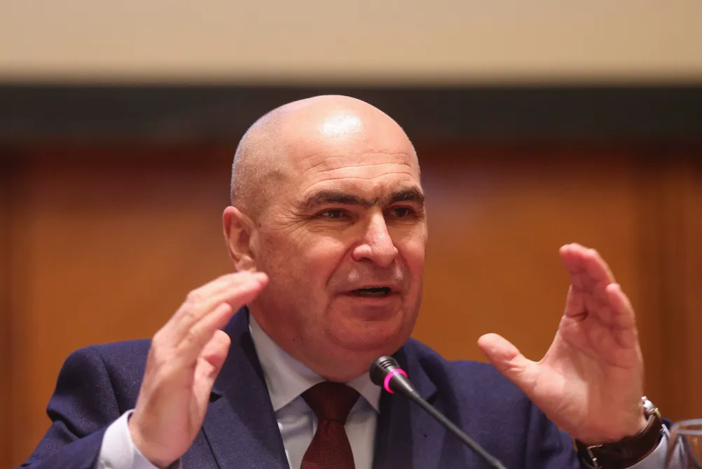 bolojan constructorii de pe cluj oradea au patru luni pentru a accelera lucrarile altfel risca penalitati de 200 de milioane