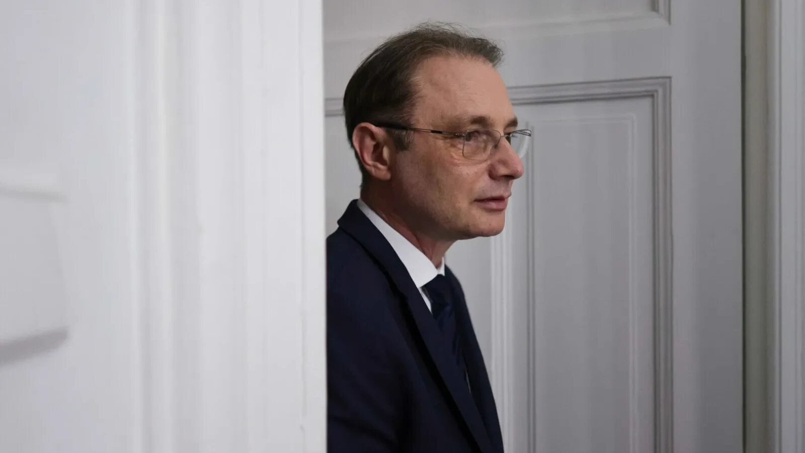 companiile de stat cu pierderi repetate vizate de masuri drastice lichidare sau insolventa conform planului guvernului niculescu