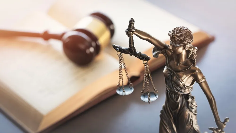 condamnare pentru martor care a mintit sub juramant intr un dosar de trafic de minori