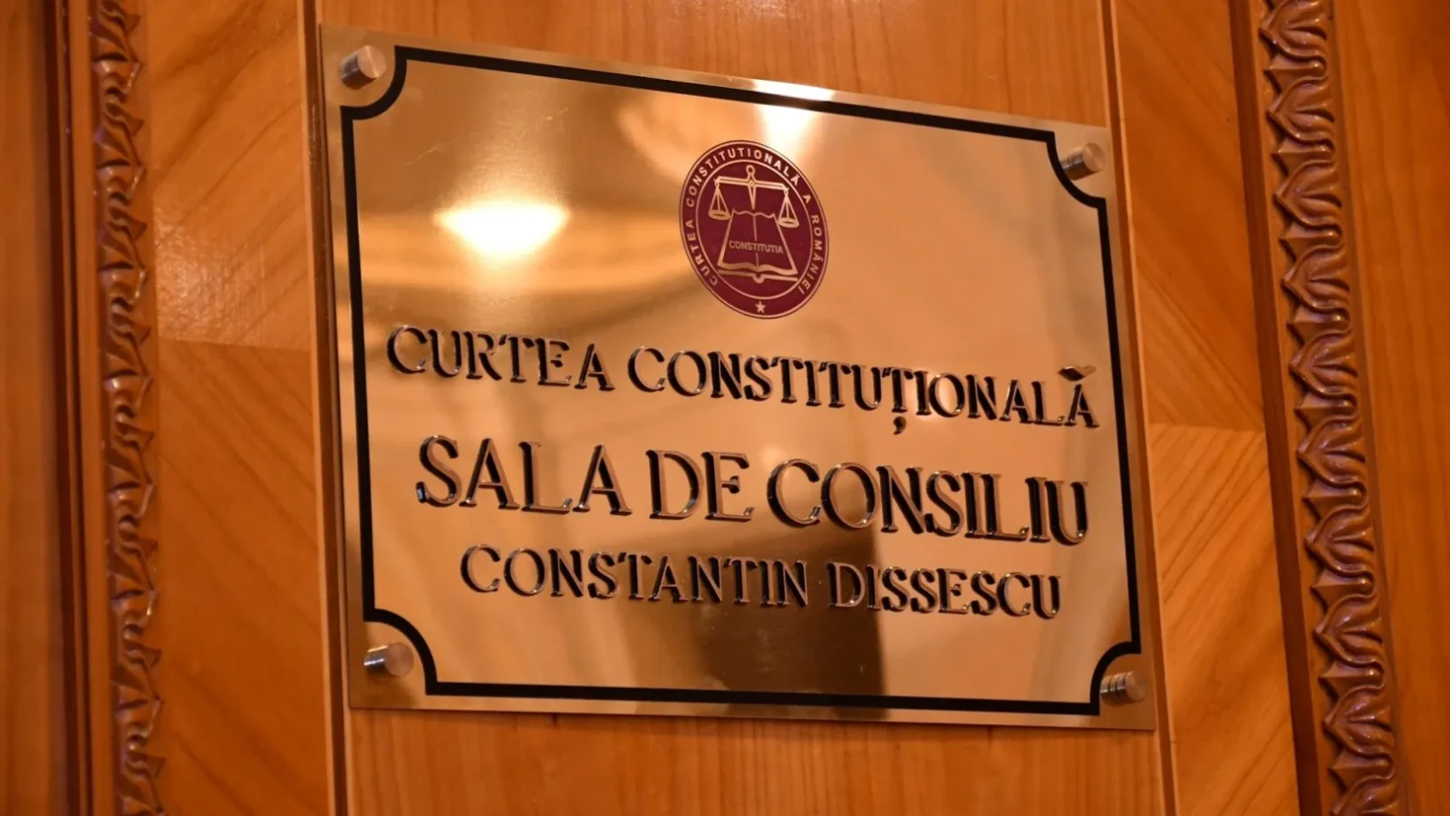 curtea constitutionala intarzie din nou decizia privind oug contestata publicata dupa caderea cabinetului bolojan