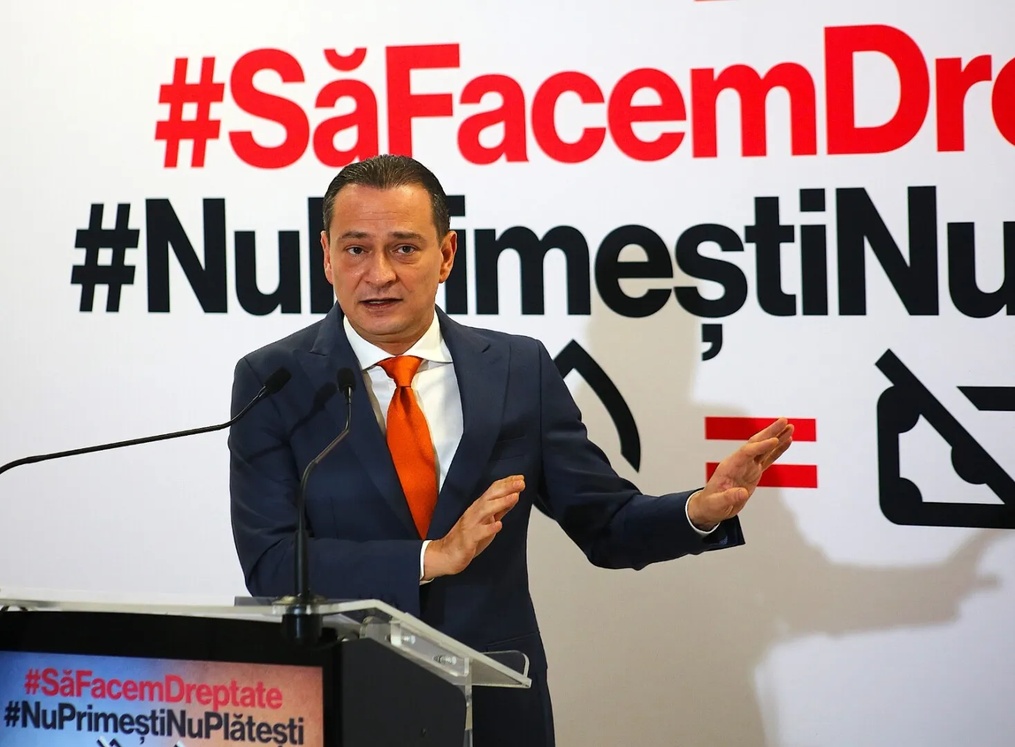 daniel baluta cere termoenergetica sa returneze banii cetatenilor lipsiti de caldura