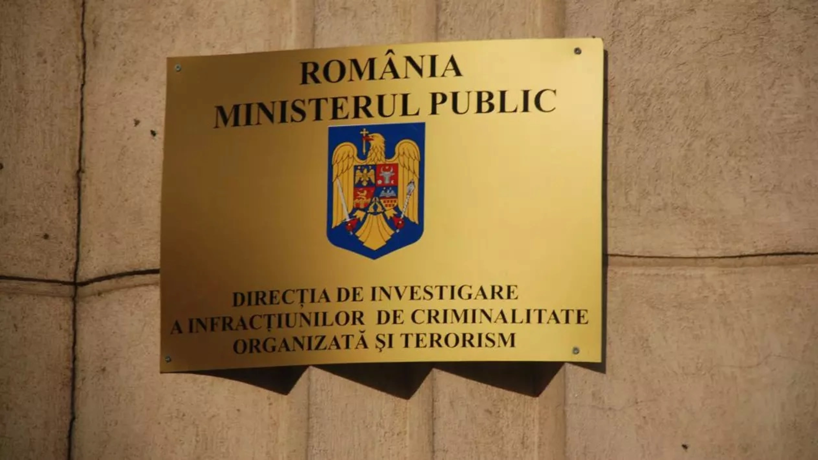 decretele pentru conducerea marilor parchete semnate de presedinte au fost publicate oficial