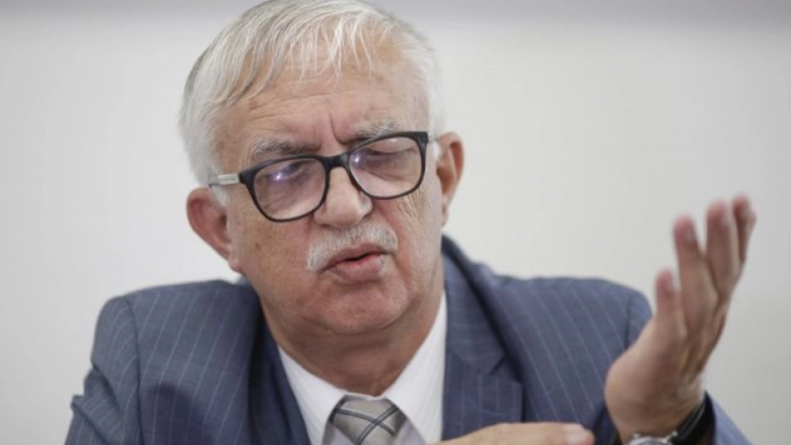 drumul catre alegeri anticipate se deschide zegrean nu are rost sa o mai intindem urmatoarea decizie a lui nicusor dan cruciala