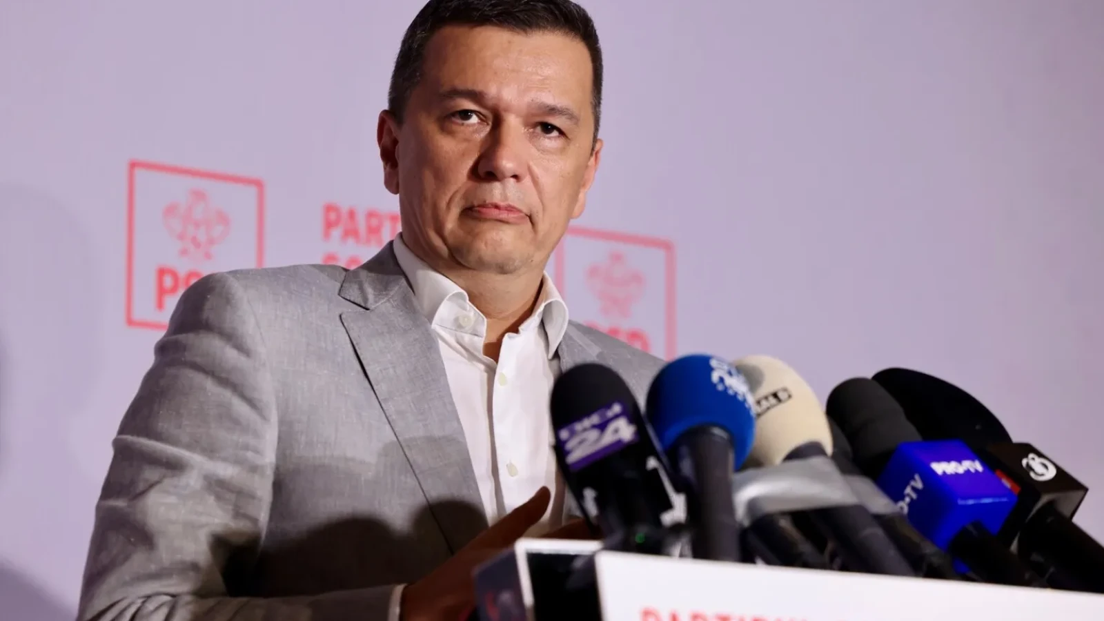 grindeanu critica dur usr in timpul negocierilor pentru guvern romania nu se poate dezvolta pe datorie ci pe crestere economica