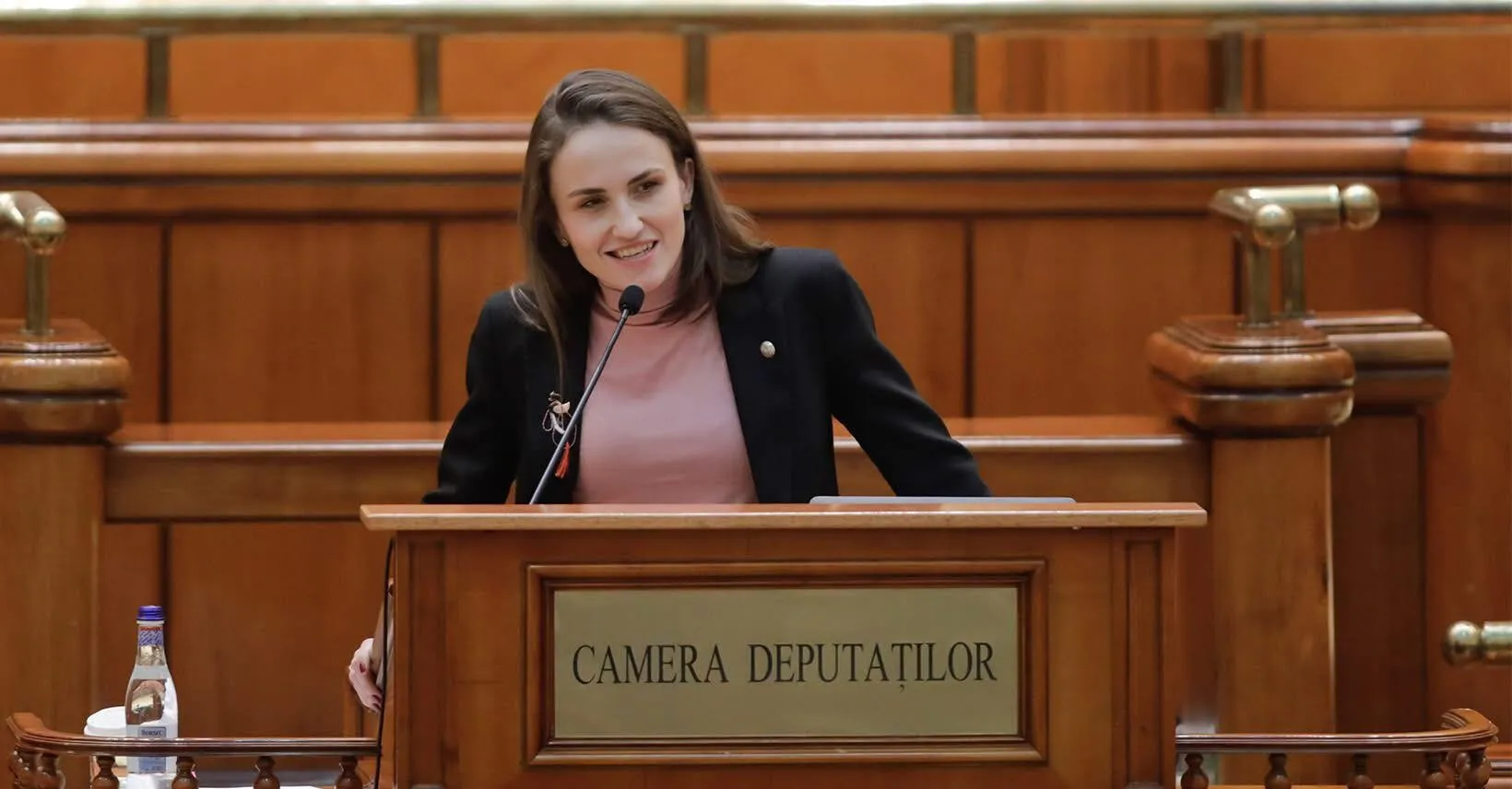 oana toiu decizia ccr despre pensiile speciale marcheaza un moment istoric pentru romania