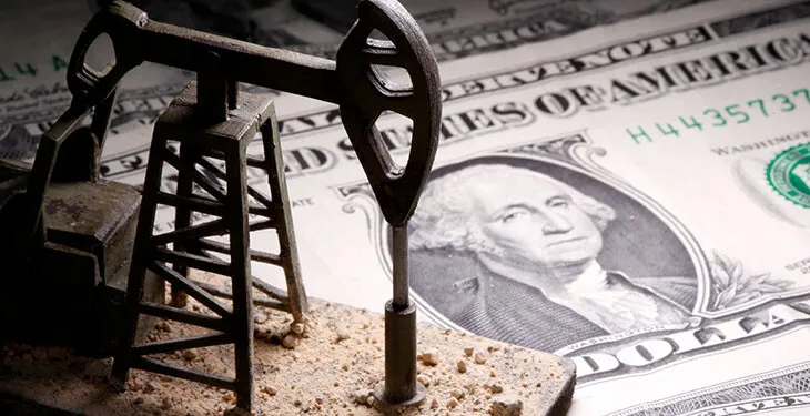 pretul petrolului atinge pragul de 90 de dolari pe baril cu perspective de cresteri ulterioare