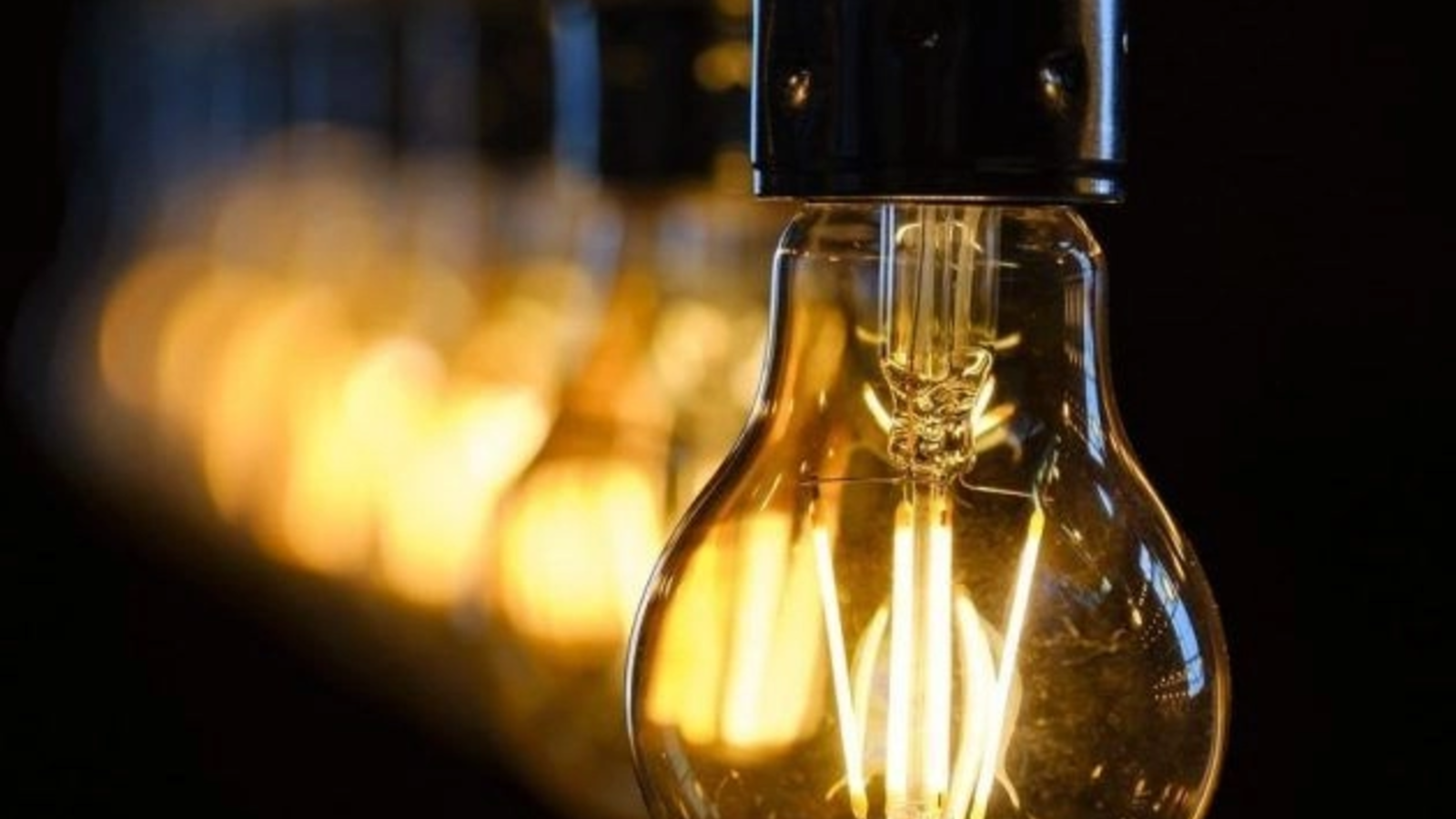 prosumatorii al doilea producator de energie din romania mobilizeaza peste 2 2 miliarde de euro in investitii