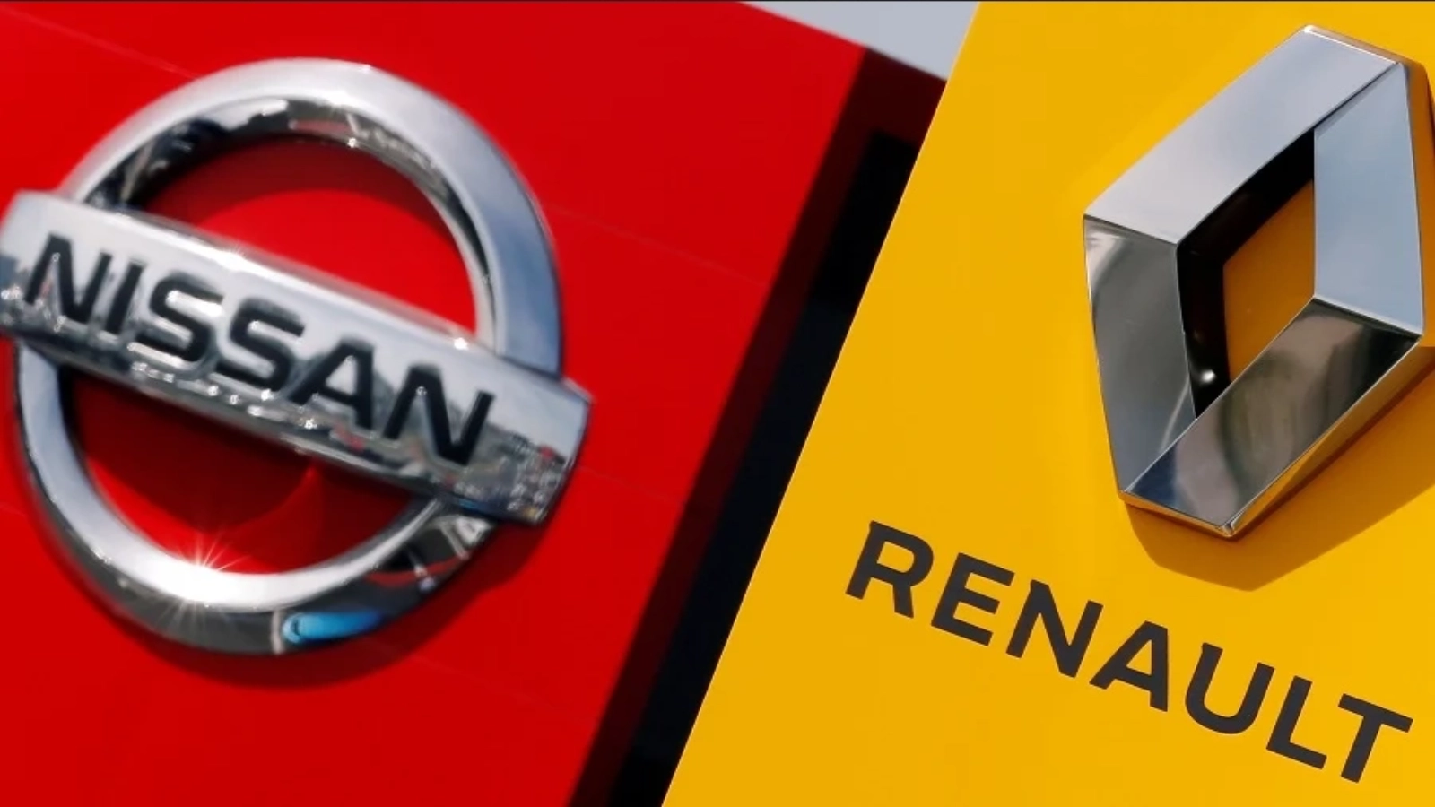 rachida dati fost ministru francez trimisa in justitie pentru presupusa coruptie legata de contracte cu renault nissan