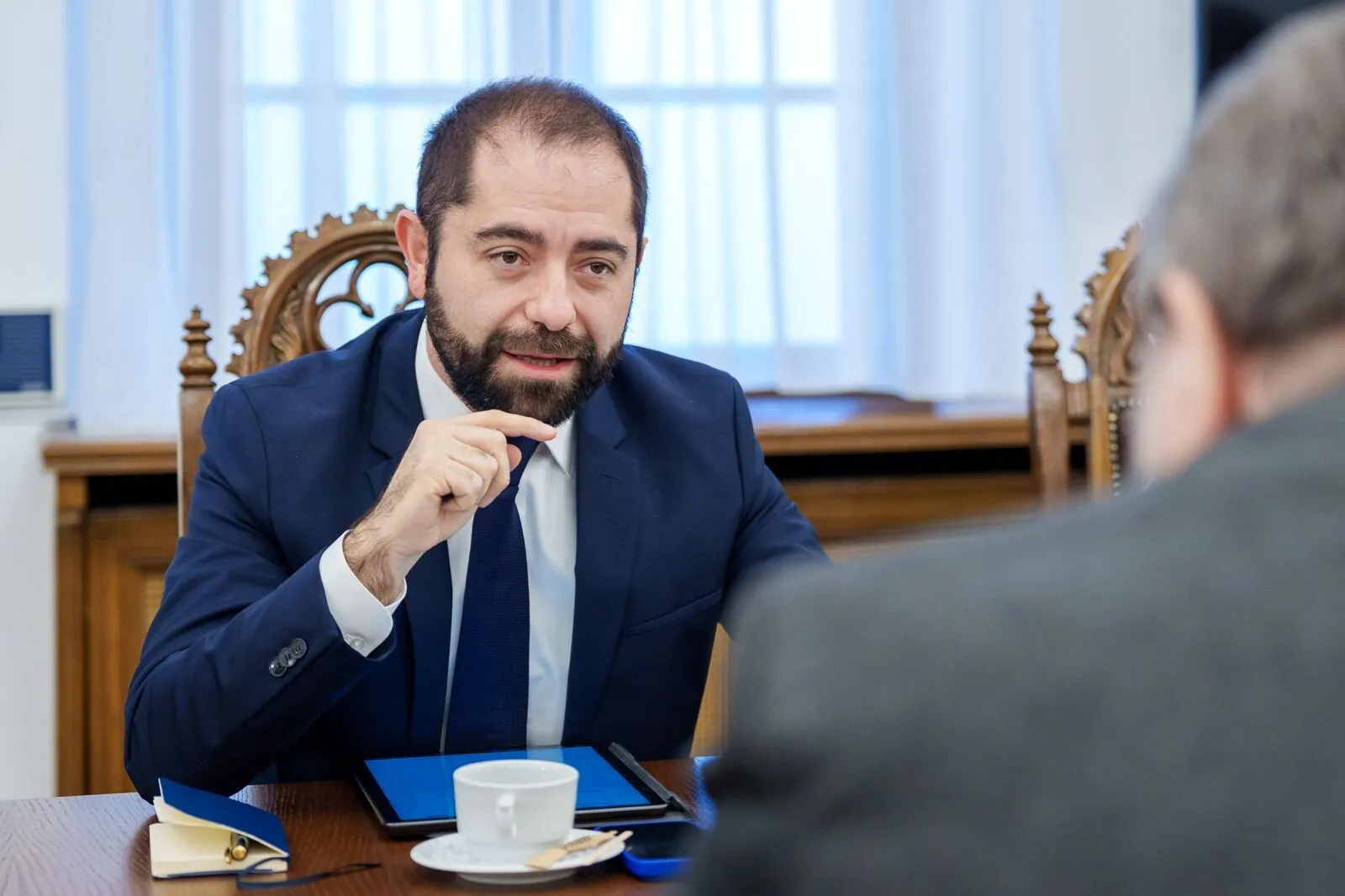 romania isi valorifica potentialul strategic radu burnete declaratie clara dupa intalnirea din sua trebuie sa depasim mentalitatea rudimentara de vanzare a resurselor