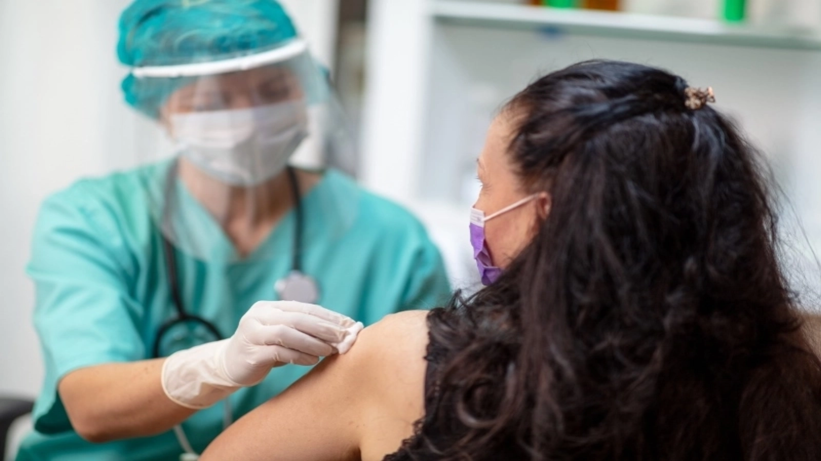 vaccinarea antigripala a debutat categoriile care primesc serul gratuit si cele cu compensare de 50